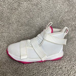Nike Baby Lebron Soldier XI Sneakers White 918367-102 Hook Loop TODDLER Size 9C